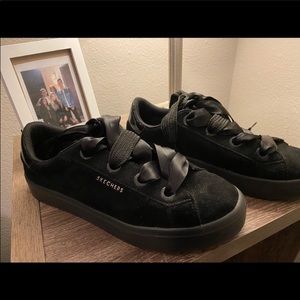 Sneaker bundle for the price of 1